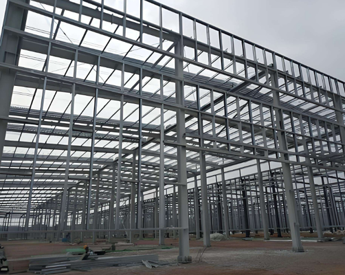 Armazém de estrutura de aço pré-fabricado Prédio de aço pré-fabricado para armazenamento de oficina de fábrica